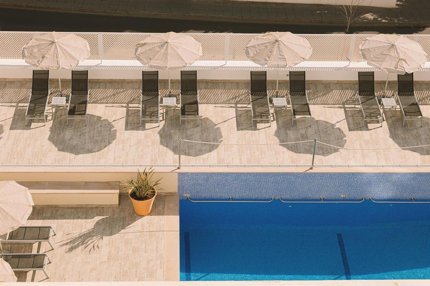 Aparthotel Novo Mar Peguera Exterior foto